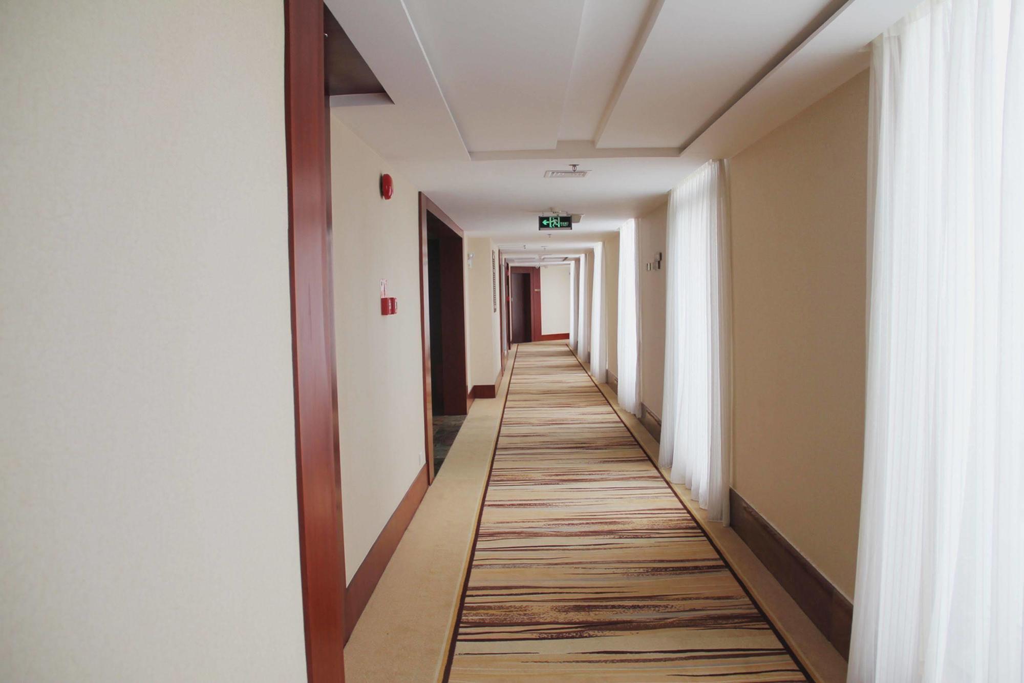 Headway Hotel Фошань Экстерьер фото